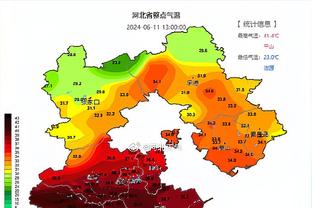 效率很高！杰伦-布朗8中6砍半场最高17分 三分5中3